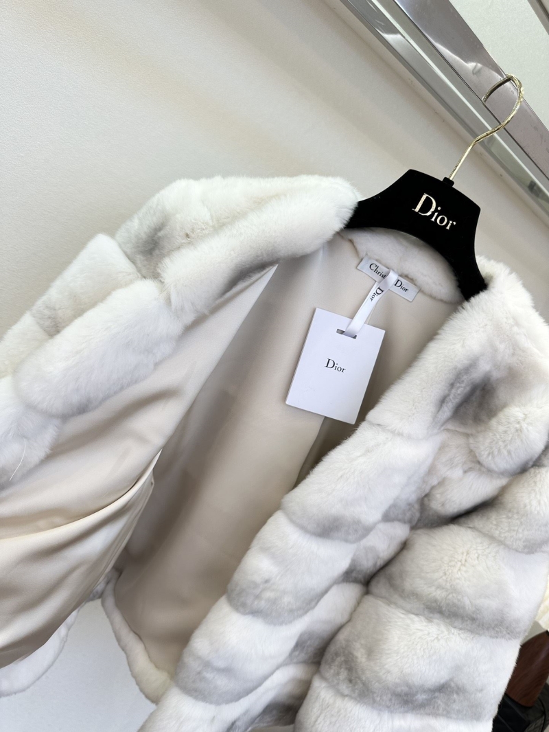 chr1st1an D10r outwear